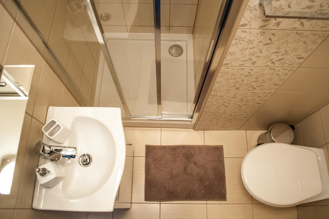 Hotel Rezident Turčianske Teplice Exteriör bild